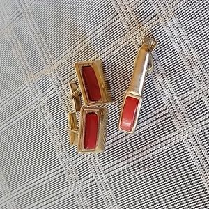 Men's Goldtone & Red Cufflinks and Tie Bar Set